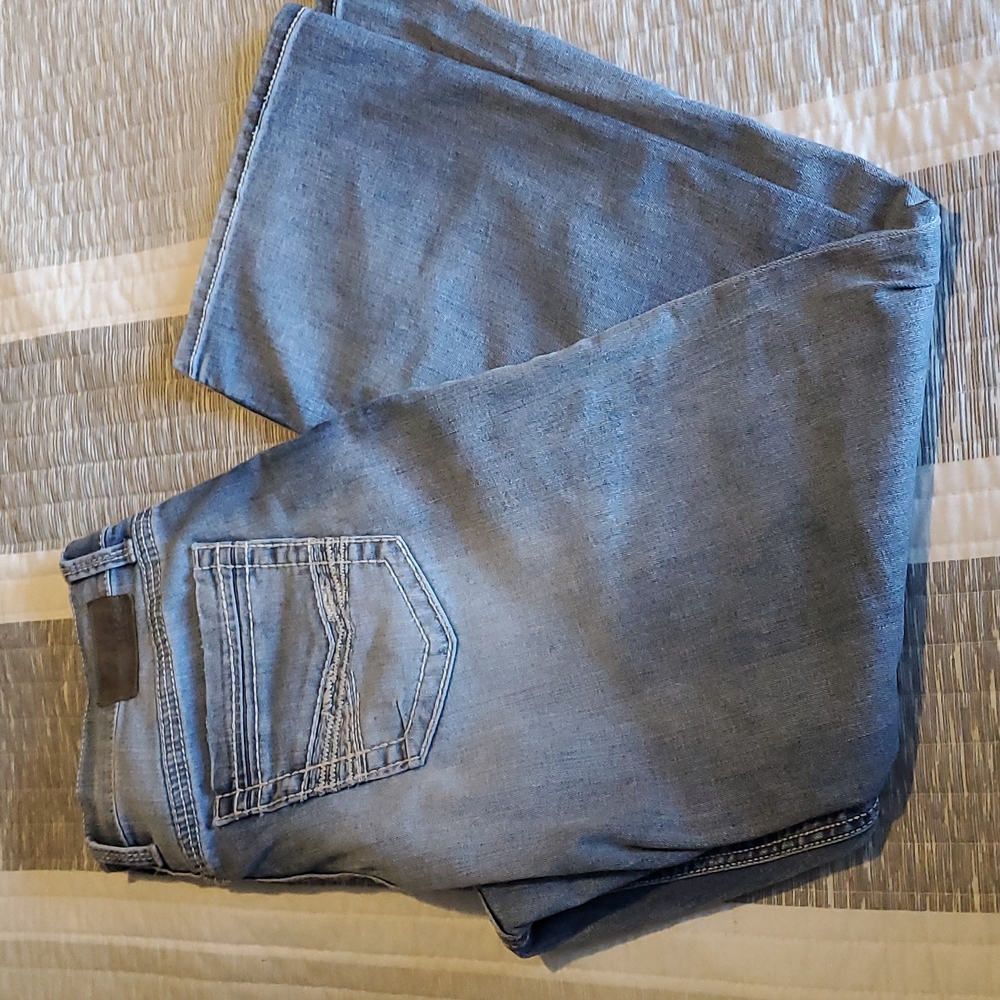 Buckle Jeans